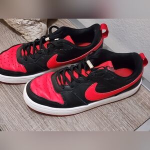 Black and red Nike (Size 4.5 boys)